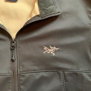 ARC’TERYX black jacket
